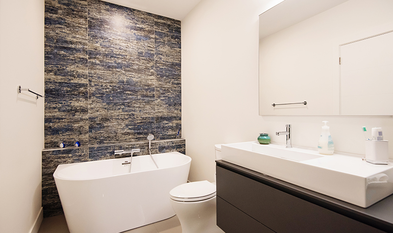 tile feature wall in bathroom
